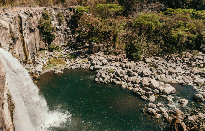 Discover an Oasis in the Middle of Nowhere: Los Amates Waterfall Tour